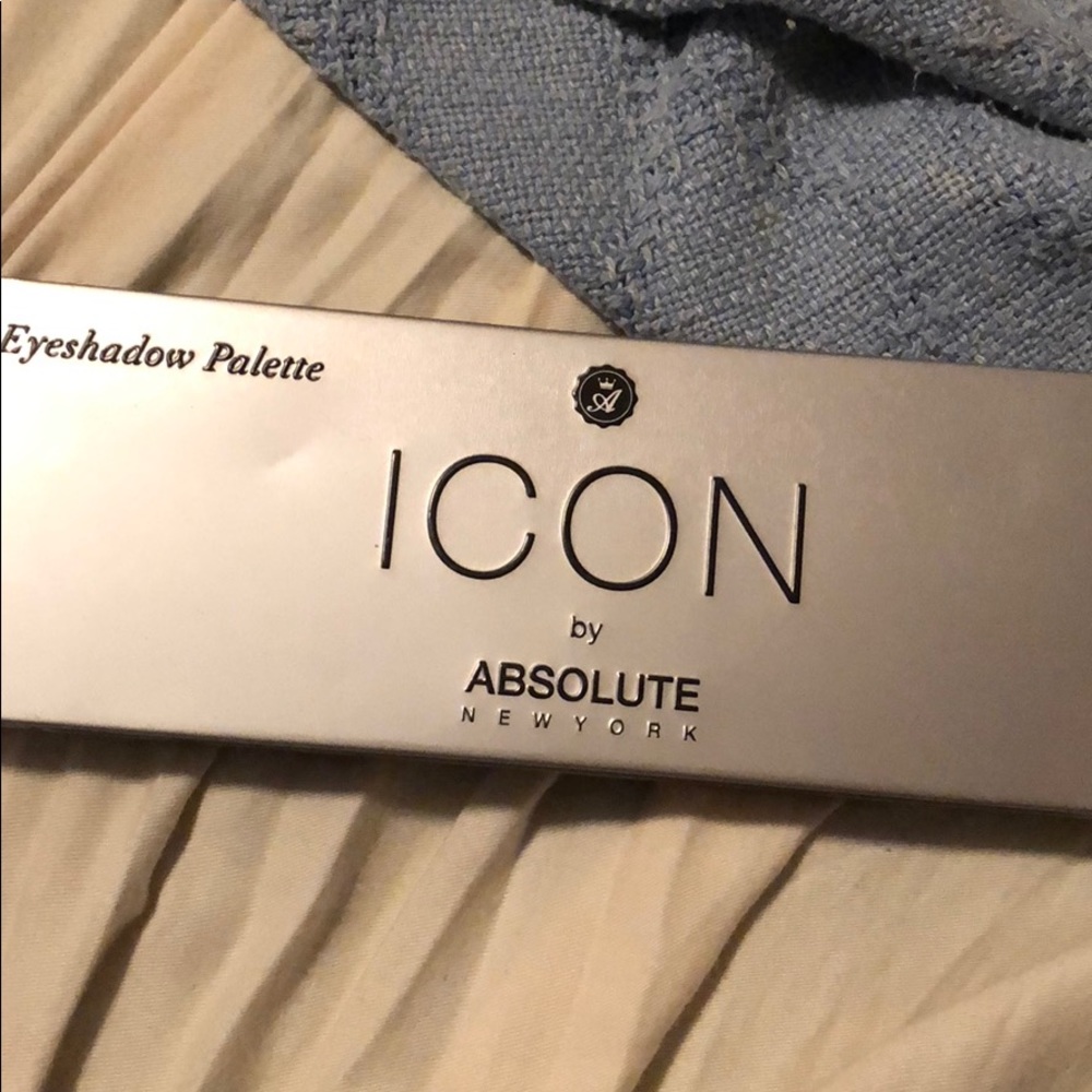 Icon eyeshadow